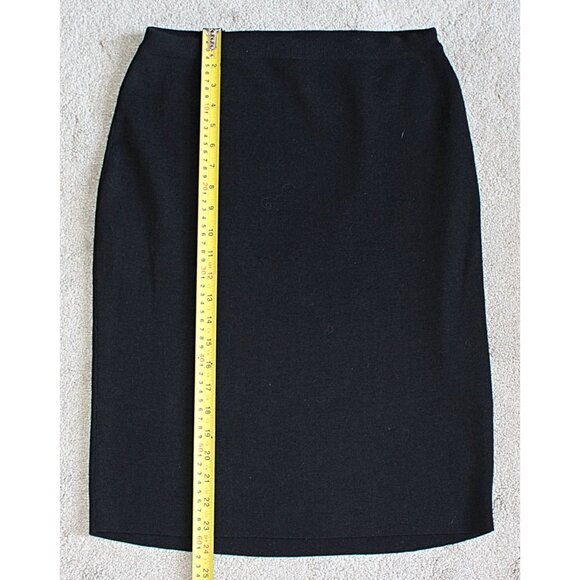 Eileen Fisher - Washable Wool Crepe Knee Length Skirt, Black, XS **The OG** - Picture 6 of 7